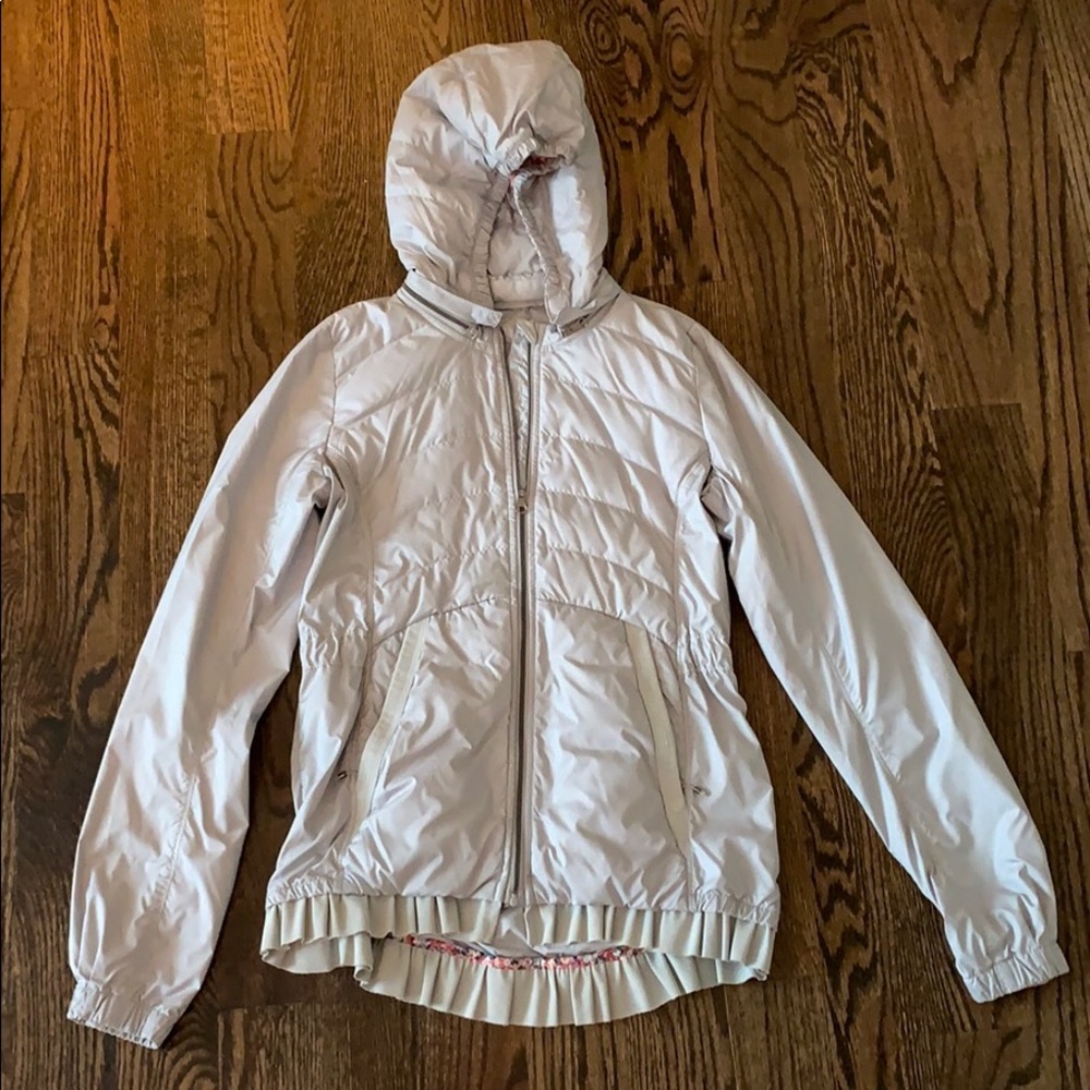 lululemon light weight jacket